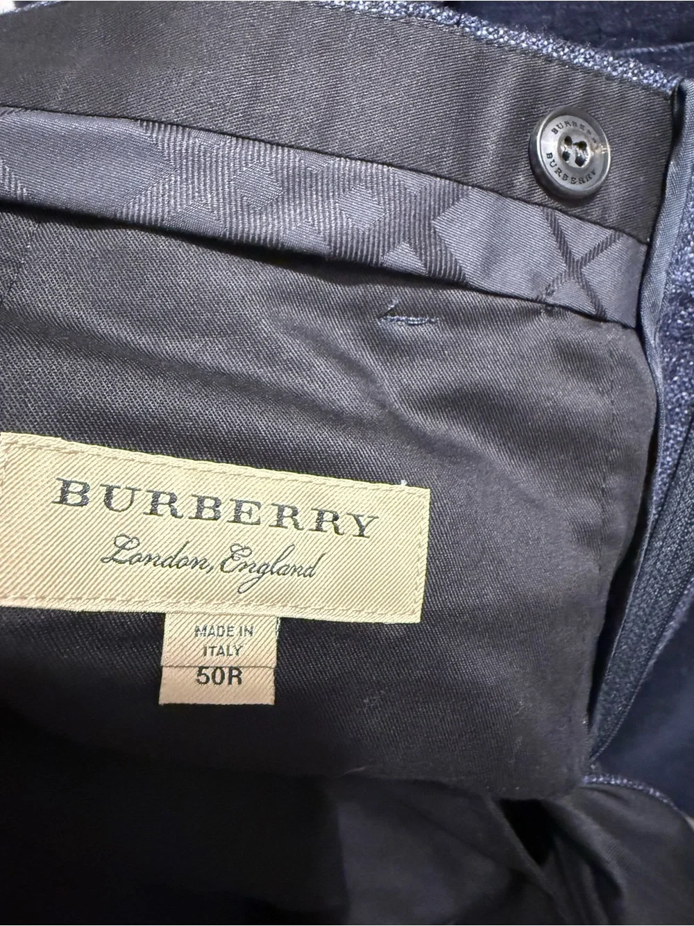 Burberry never worn
